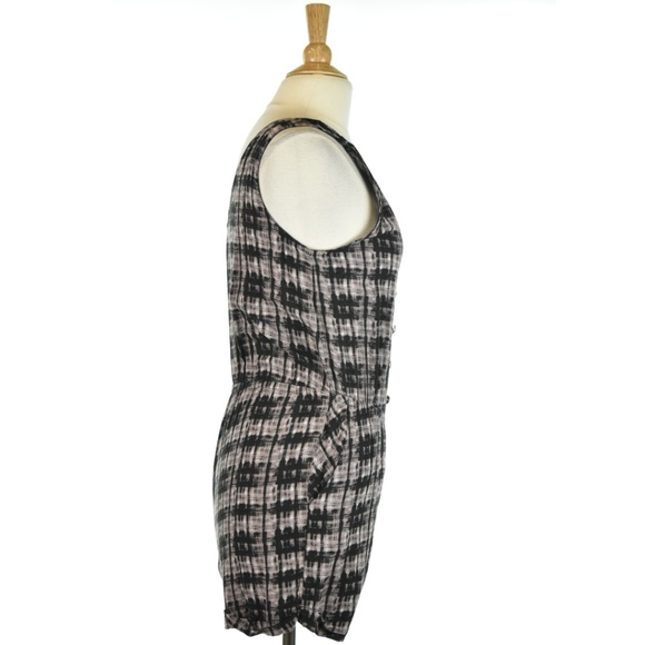 Mono B Shorts Romper With Buttons - Picture 3 of 6